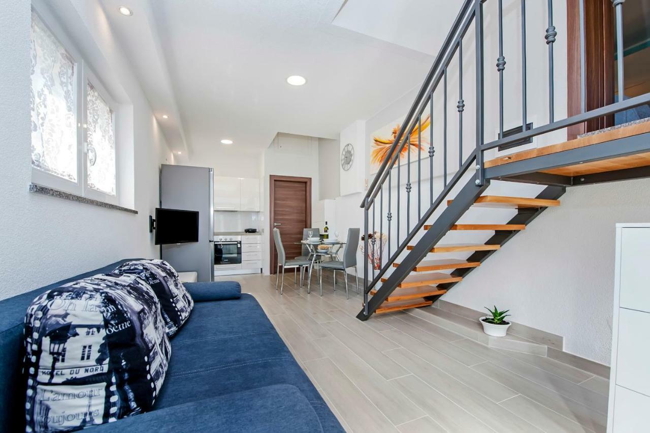 Apartment Anastasia Ровинь Экстерьер фото