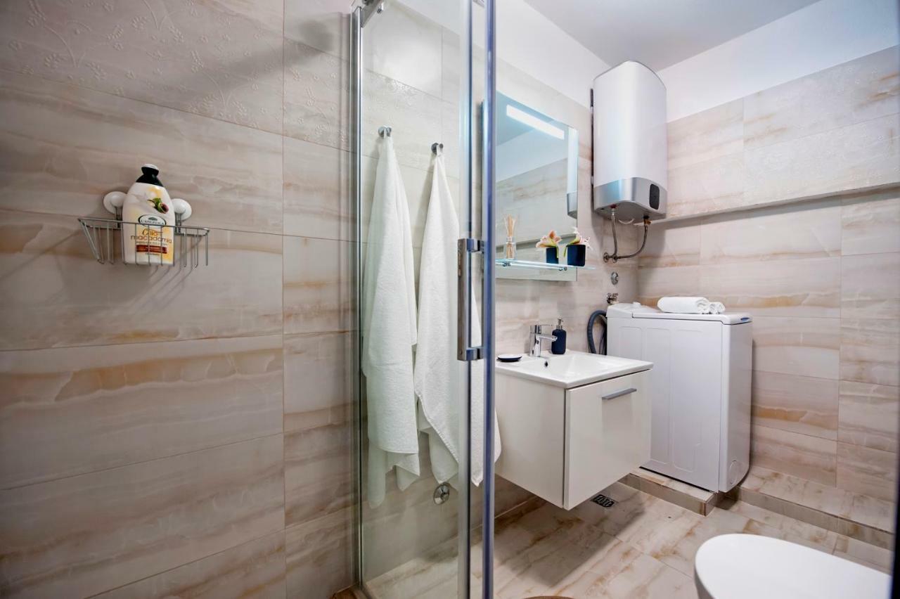 Apartment Anastasia Ровинь Экстерьер фото