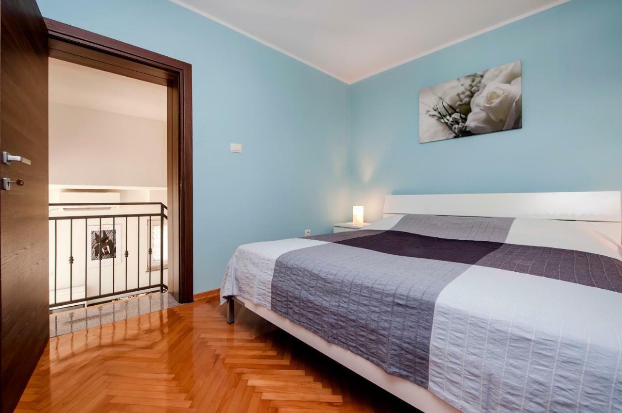 Apartment Anastasia Ровинь Экстерьер фото