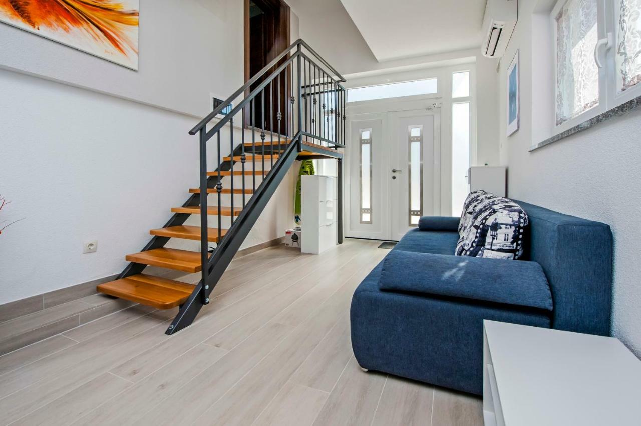 Apartment Anastasia Ровинь Экстерьер фото